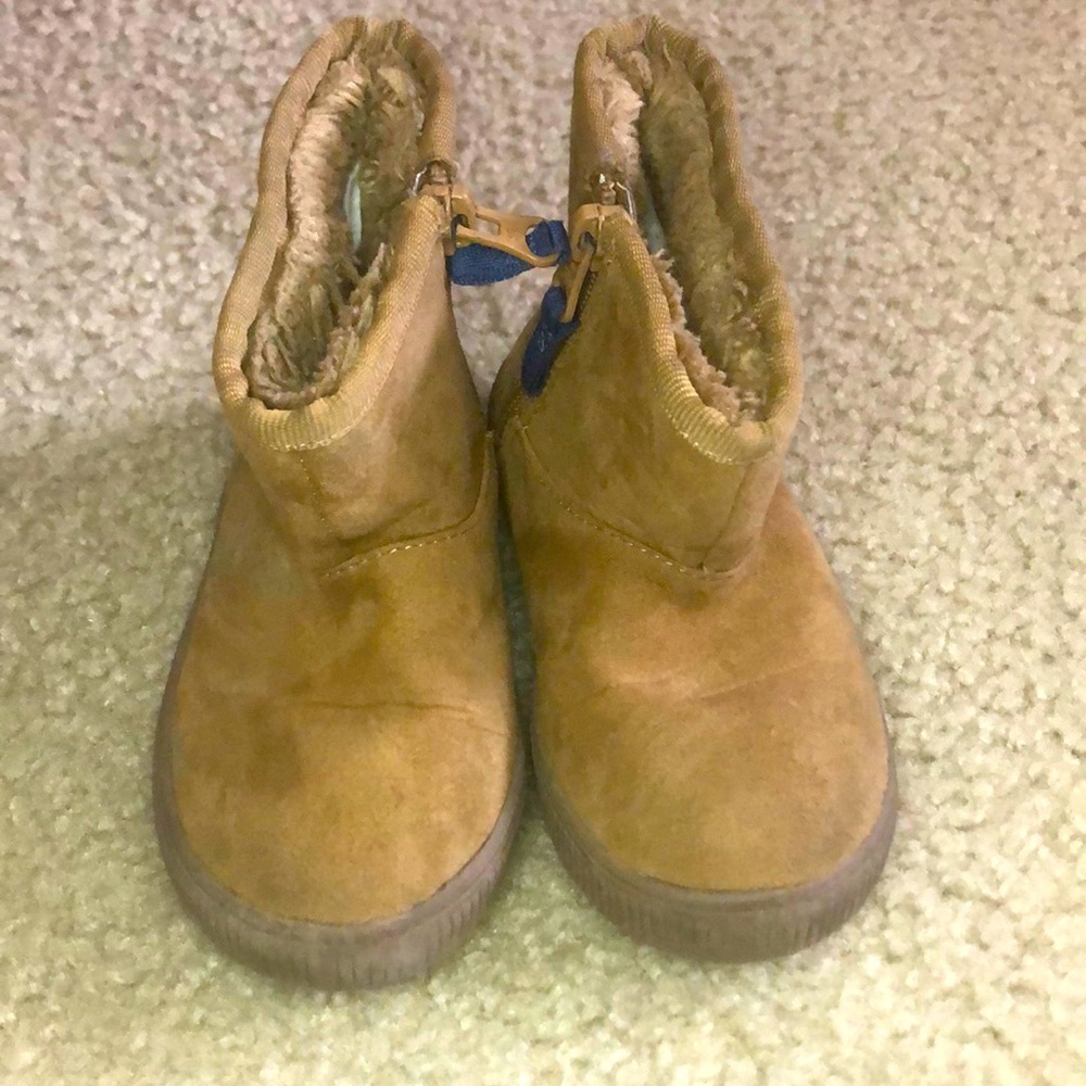 Toddler boy boots